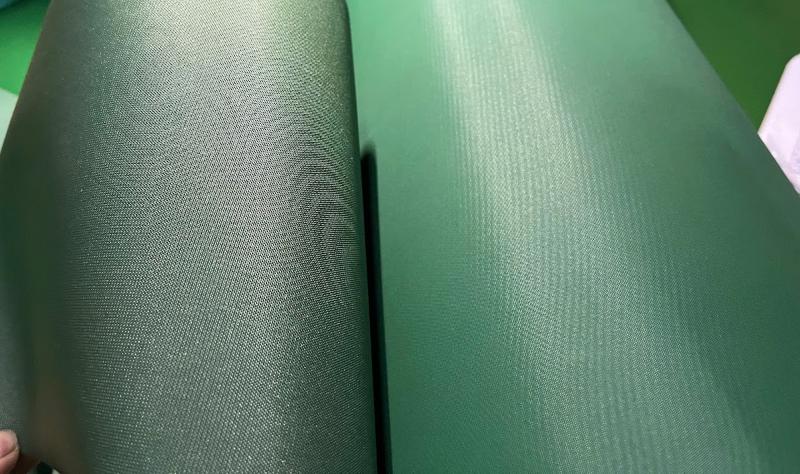 Đai truyền động Chiorino CG3 cuộn, mặt trên TPU xanh
