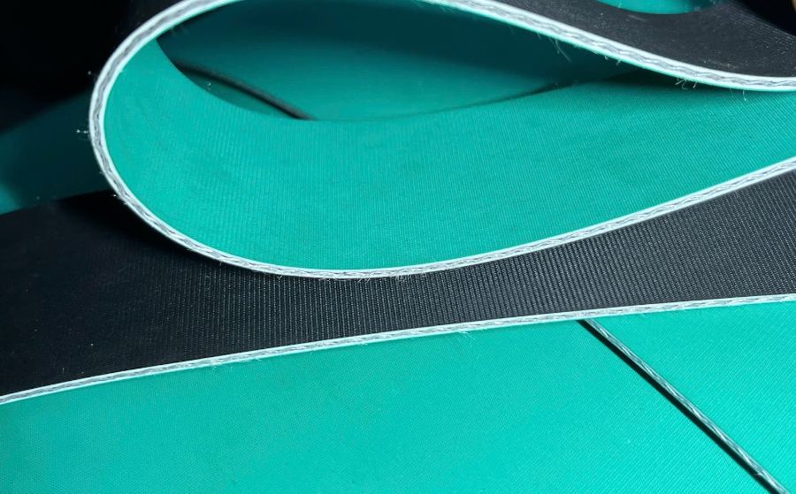 Mép cuộn đai dẹt hai mặt nhìn từ cạnh